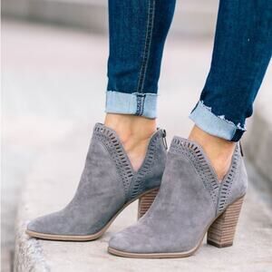 Charles by Charles David Nicola Western Booties Size 6